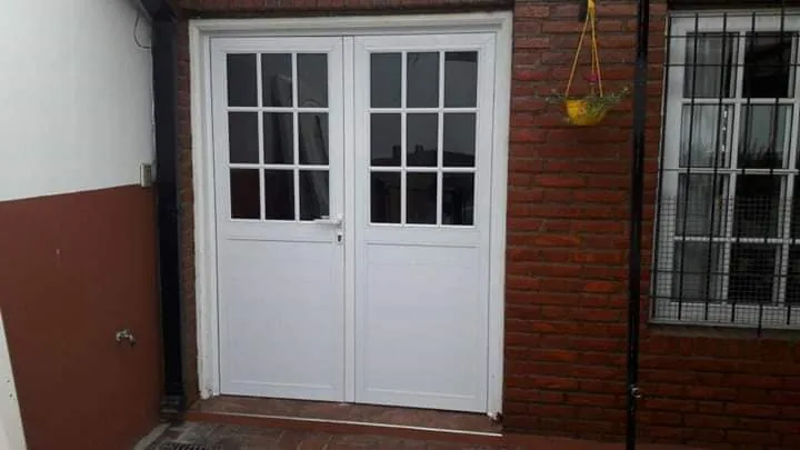 Portones de aluminio a medida — Alumfer, Zona Sur GBA